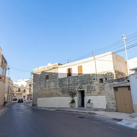 Dom wakacyjny A Stunning, Townhouse With Magnificent Pool Area By 360 Estates *
