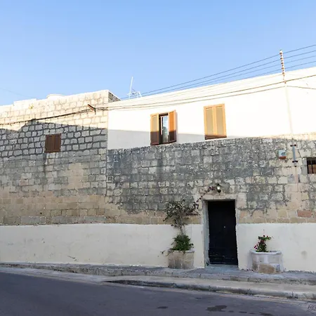 Сasa de vacaciones A Stunning, Townhouse With Magnificent Pool Area By 360 Estates