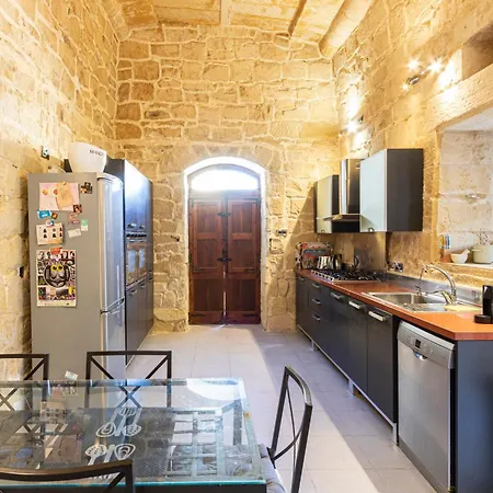 Holiday home A Stunning, Townhouse With Magnificent Pool Area By 360 Estates