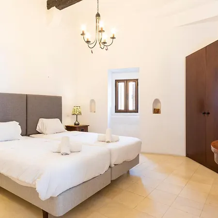 A Stunning, Townhouse With Magnificent Pool Area By 360 Estates Ferienhaus *